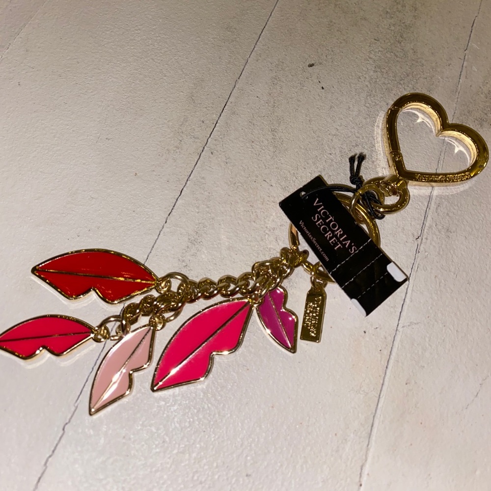 Victoria secret keychain Y2K